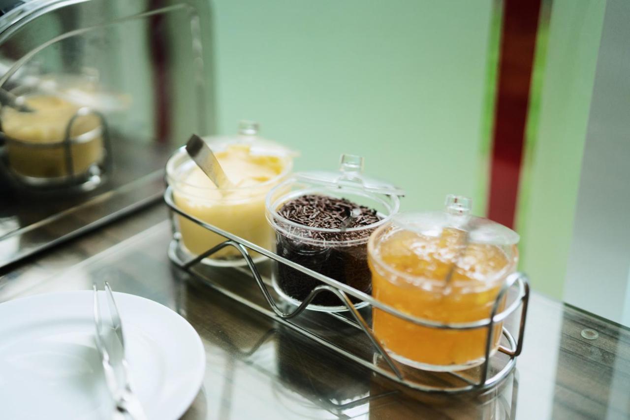 Amaris Hotel Malang Luaran gambar