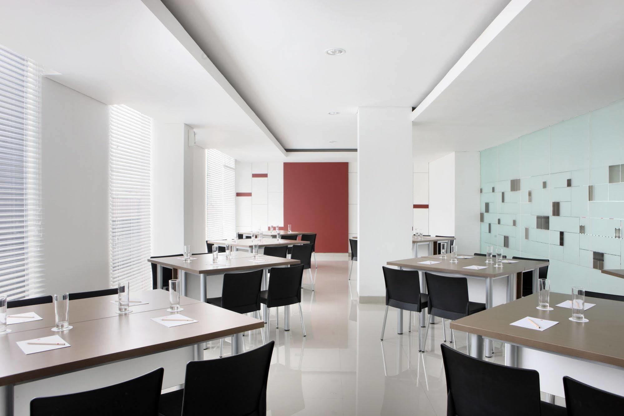Amaris Hotel Malang Luaran gambar