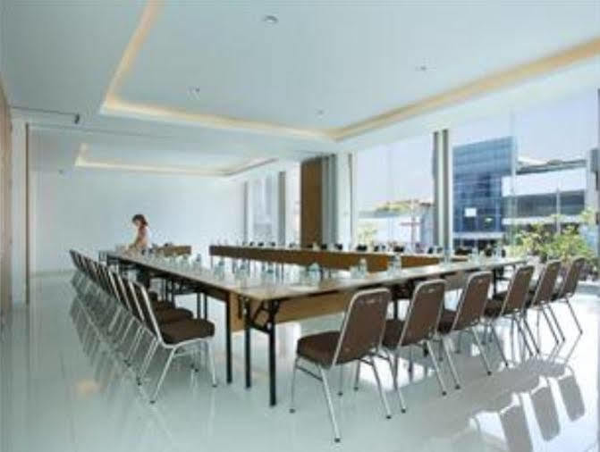 Amaris Hotel Malang Luaran gambar